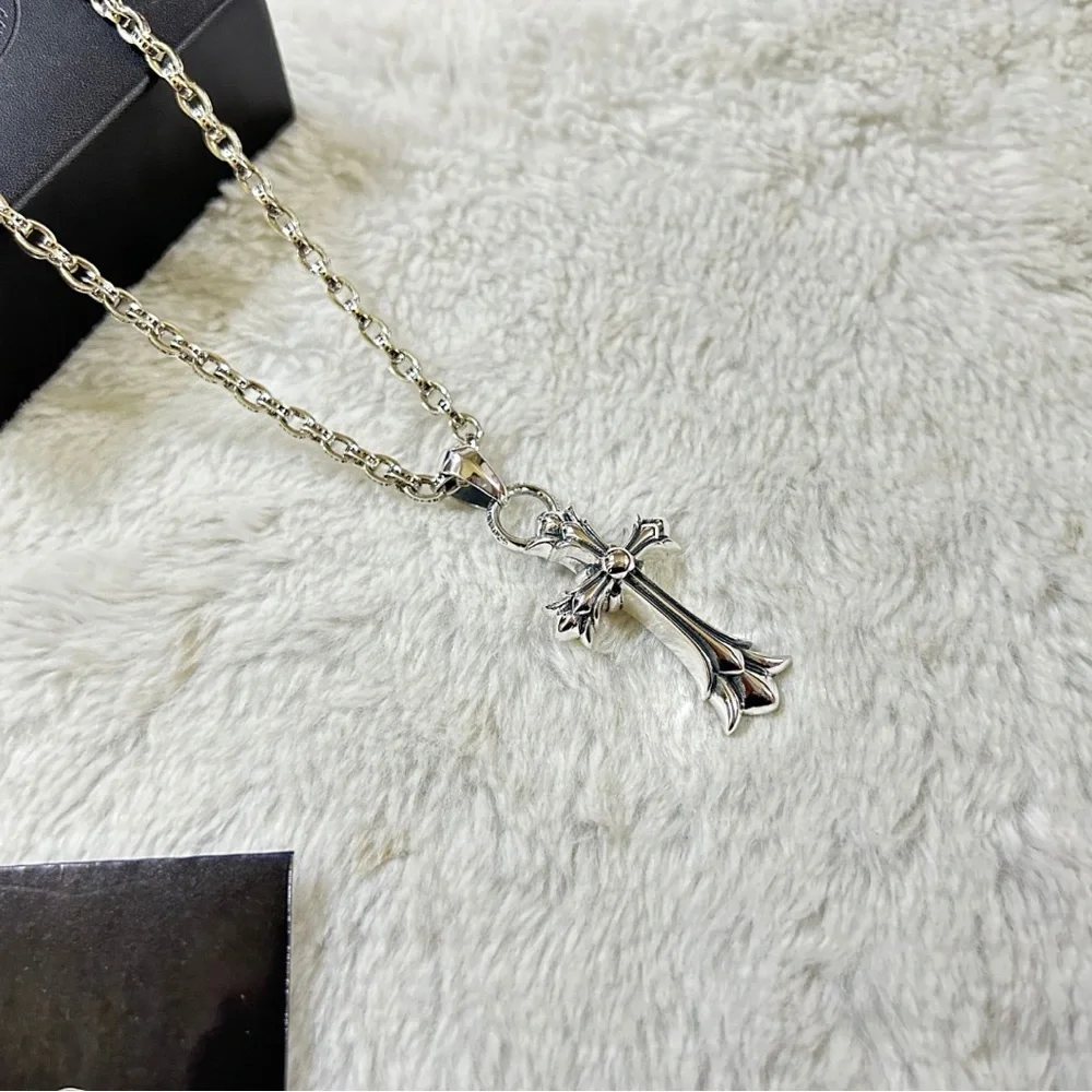 Chrome Hearts Silver Gothic Fleur Cross Pendant Necklace